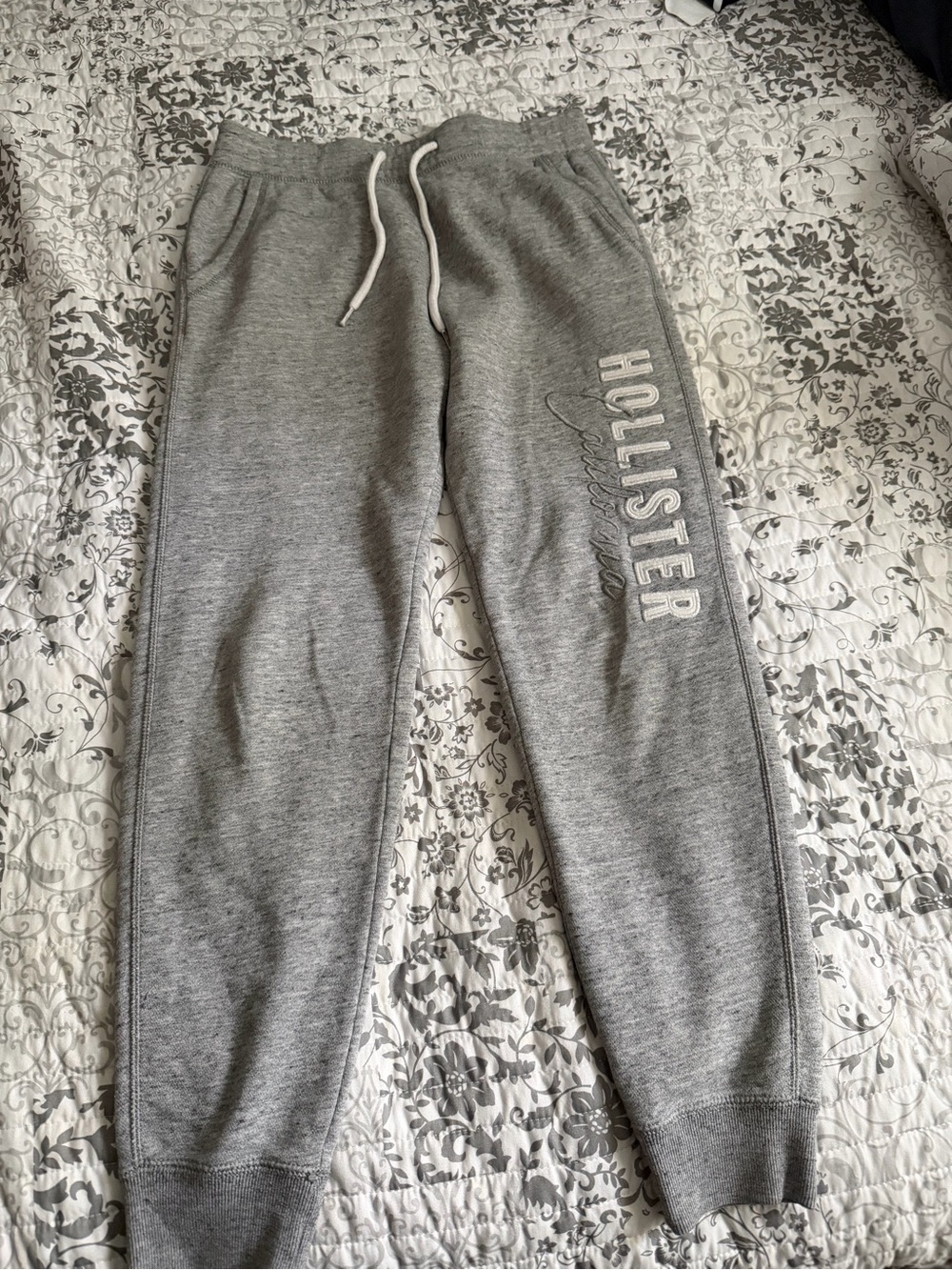 Men’s Hollister Fleece Logo Joggers xs vgc